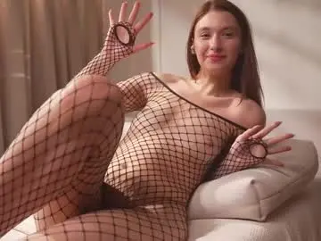Chaturbate Live Sex Cam of villanelle_l