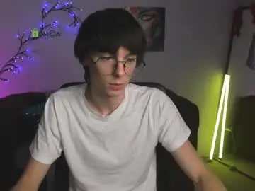 Chaturbate Live Sex Cam of xevier_loyd