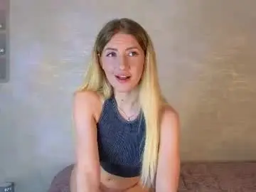 Chaturbate Live Sex Cam of ella__sweety