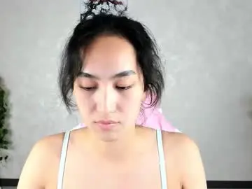 Chaturbate Live Sex of kira_lilian