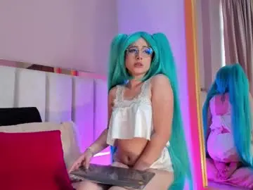 Chaturbate Live Sex Cam of mia_hrpr_01