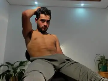 Chaturbate Free Porn Cam of noahbrawn