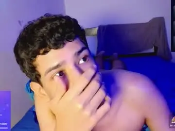 Chaturbate Nude Webcam of santiago_foxx