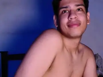 Chaturbate Sex Chat of santiago_foxx