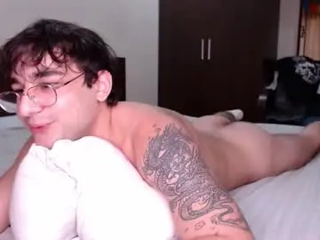 Chaturbate Watch Live Sex Cams of steveoceanbeanhuge