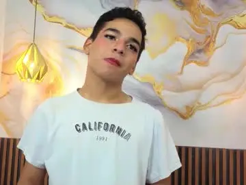 Chaturbate Live Sex of andytovar