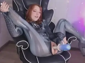Chaturbate Free Porn Cam of badbitchcuteface