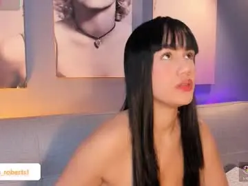 Chaturbate Live Sex Cam of emily_roberts1