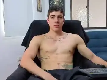 Chaturbate Nude Webcam of ethangreey1
