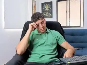 Chaturbate Adult Video Chat of ethangreey1