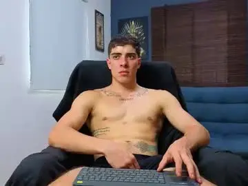 Chaturbate Adult Video Chat of ethangreey1