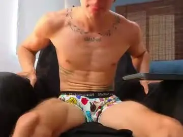 Chaturbate Nude Webcam of ethangreey1