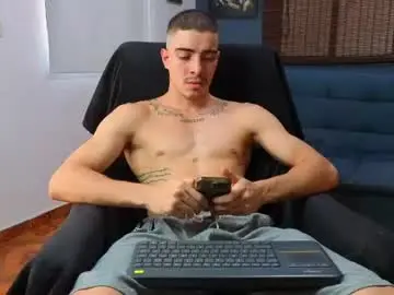 Chaturbate Live Porn of ethangreey1
