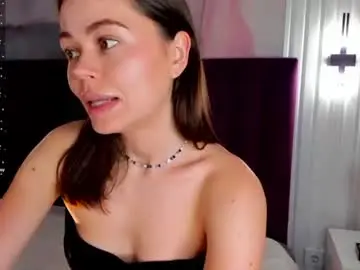 Chaturbate Free Live Porn of kelly_cuutie