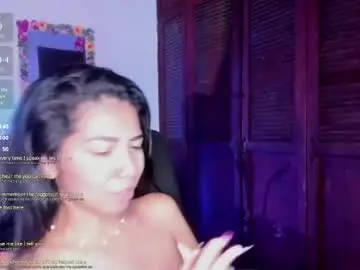Chaturbate Live Sex of luna_roja257