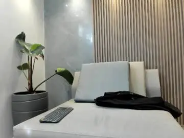 Chaturbate Nude Webcam of luna_roja257