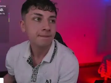 Chaturbate Sex Cam of oliver_kyy