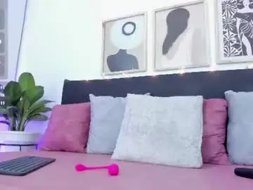 Chaturbate Live Sex Cam of pauline_peach_