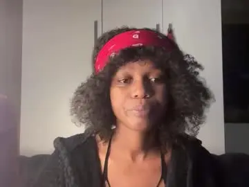 Chaturbate Watch Live Sex Cams of sexyasszeeee