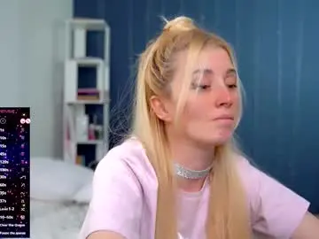 Chaturbate Live Sex of super_peach_stream