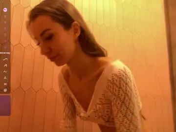 Chaturbate Live Sex Cam of crystallana