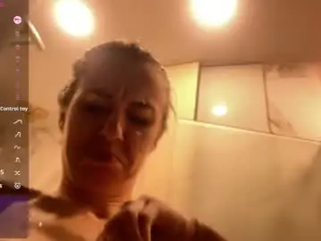 Chaturbate Free Live Porn of crystallana