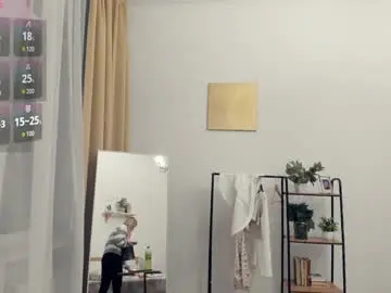 Chaturbate Free Live Porn of glossybabe_