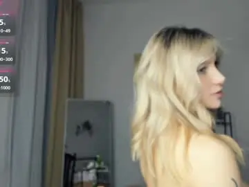 Chaturbate Live Sex Cam of glossybabe_