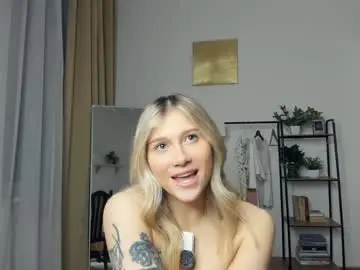 Chaturbate Live Porn of glossybabe_