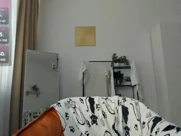 Chaturbate Watch Live Sex Cams of glossybabe_