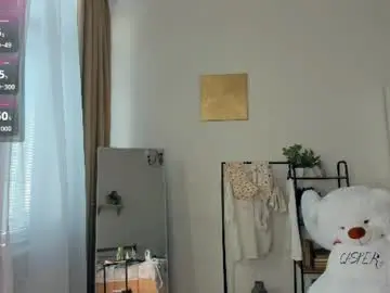 Chaturbate Live Sex Cam of glossybabe_