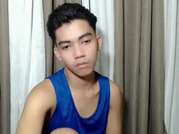 Chaturbate Live Sex Cam of laurence_cuttieguyhere