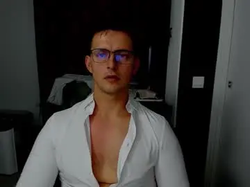 Chaturbate Nude Webcam of sexxymuscles4u