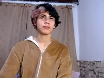 Chaturbate Watch Live Sex Cams of darasweet20