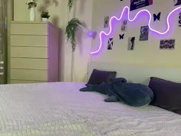 Chaturbate Adult Video Chat of heavenmoth