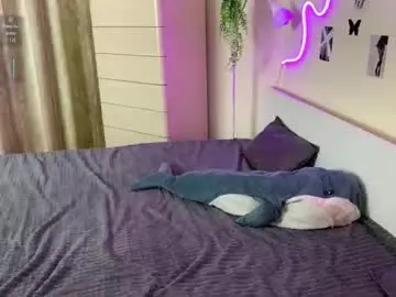 Chaturbate Live Sex Cam of heavenmoth