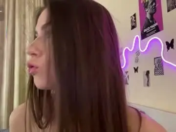 Chaturbate Adult Video Chat of heavenmoth