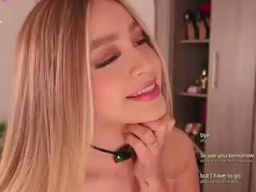 Chaturbate Best live sex cam show of kaaren17