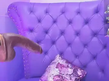Chaturbate Live Sex Cam of megann__up