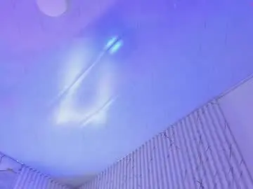 Chaturbate Live Sex of naomy_tay1