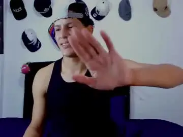 Chaturbate Best live sex cam show of theo_bigcock_