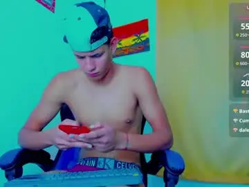 Chaturbate Free Porn Cam of theo_bigcock_