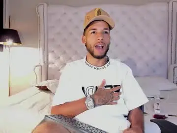 Chaturbate Free Live Porn of thiagoferreti_