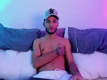 Chaturbate Free Live Porn of thiagoferreti_