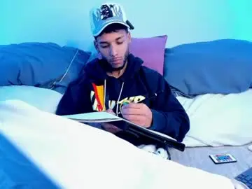 Chaturbate Nude Webcam of thiagoferreti_