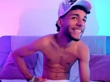 Chaturbate Live Sex Cam of thiagoferreti_