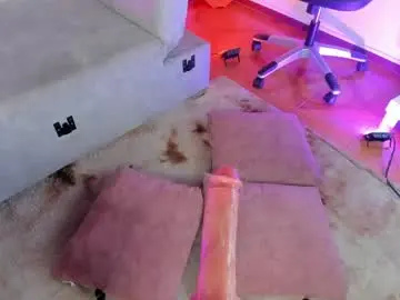 Chaturbate Sex Cam of amelie_wine_