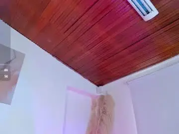 Chaturbate Free Porn Cam of amelie_wine_