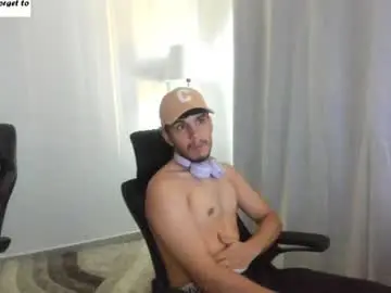 Chaturbate Live Porn of blonde_and_bigcock