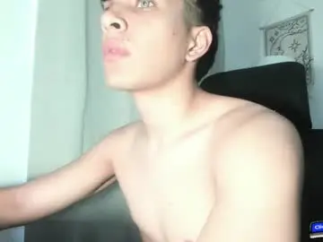 Chaturbate Best live sex cam show of blonde_and_bigcock
